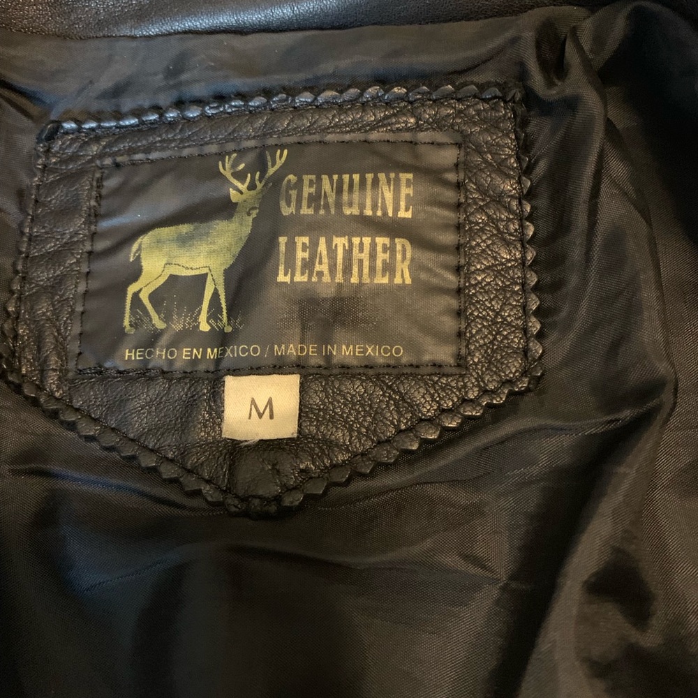 Leather jacket - Picture 3 of 6